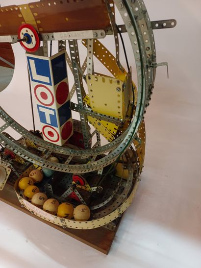 MECCANO
Lotto
Lotto machine with wheel indicating...