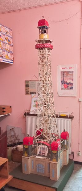 MECCANO
Lyon / Fourvière metal tower
Large...