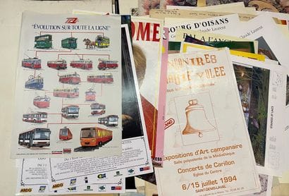 Réunion d’affiches diverses sur le thème...