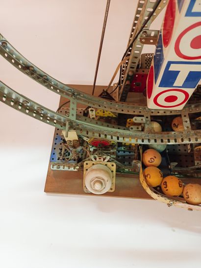 MECCANO
Lotto
Lotto machine with wheel indicating...