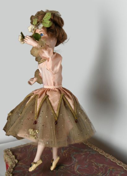 Automaton featuring a ballerina 
The doll...