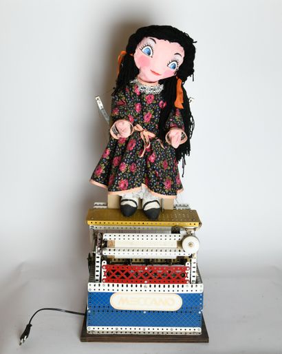 MECCANO
Automaton doll 
Mounted on base
Handcrafted,...