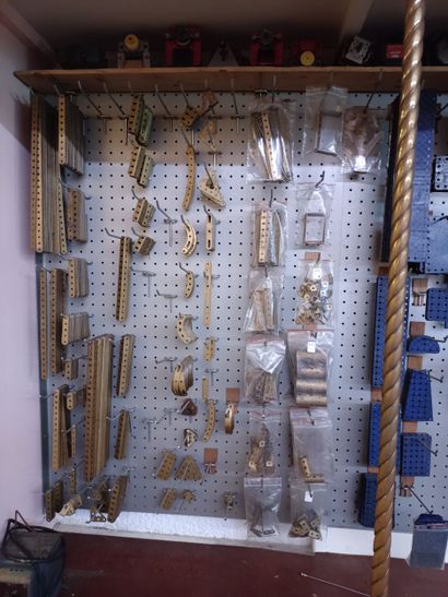 MECCANO
Pièces détachées de Meccano, différentes...