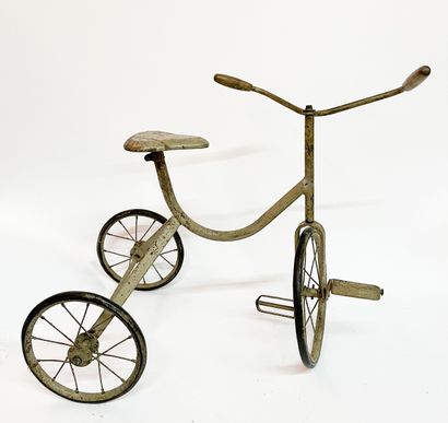 Lot 1 Trottinette et 1 vélo tricycle fer...