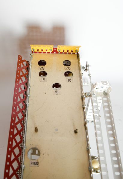 MECCANO
Bagatelle
Hand-drive mechanism. ...