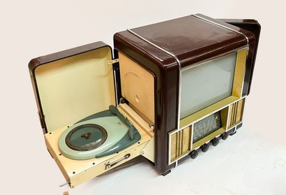 RADIOCINÉPHONE PROJECTION LUMINEUSE
CINÉMATOGRAPHIQUE...