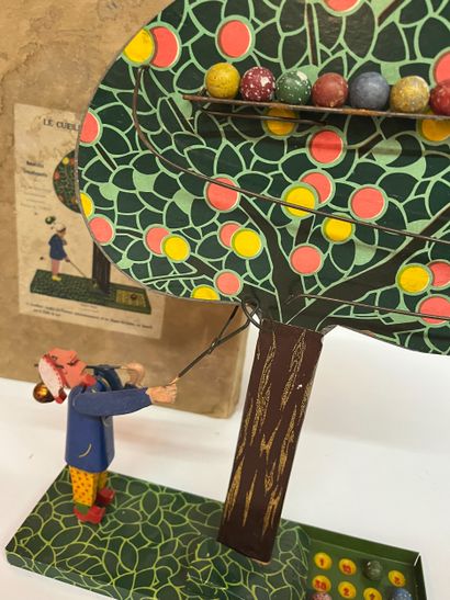 CIJ vers 1934
Jeu « cueilleur de pomme »
Dans...