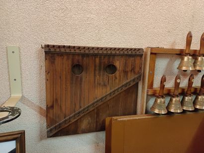 Réunion d’éléments et instruments de musique...