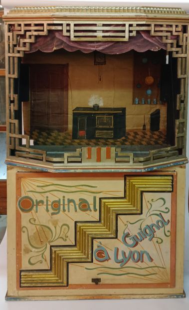 Antique Castelet cabinet in painted wood...