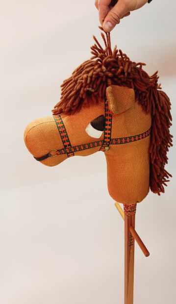 Cheval dada sur roulette vers 1978

H : 117...