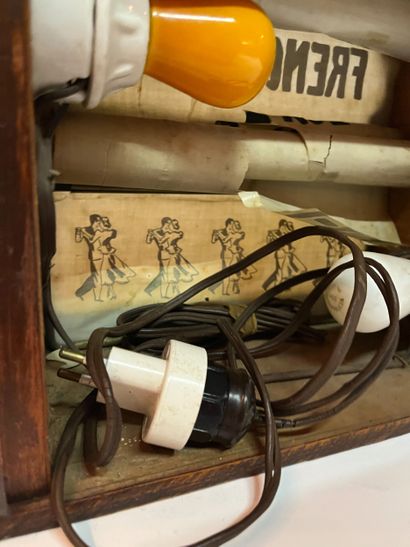 Lampe de Vitrine de cabaret le French Menuet
26.5...