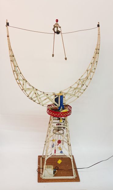 MECCANO
Base-mounted tightrope installation
Condition...