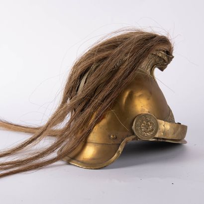 Casque de gendarme modèle 1912. 
Bombe en...