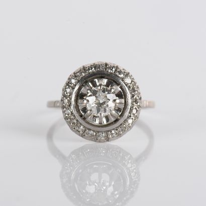 Rosette ring centered on an old-cut diamond
0.50...