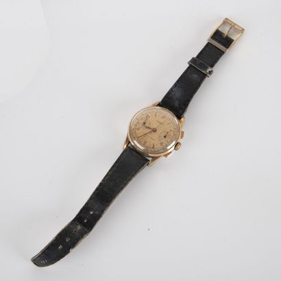 UNIVERSAL GENEVE Uni Compax
Montre de poignet...