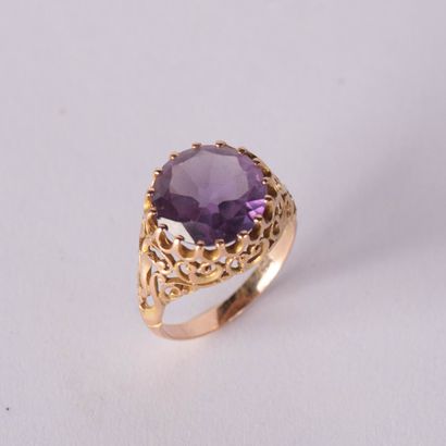 Ring in 14 K (585°/00 ) gold with openwork...
