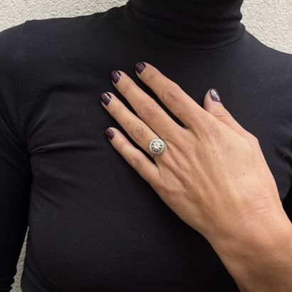 Rosette ring centered on an old-cut diamond
0.50...