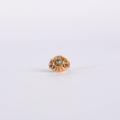 Bague 1940 , monture en or jaune 18 K (750°/00...