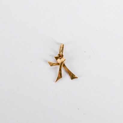 Pendant in 18K (750°/00 ) yellow gold
caligraphy...