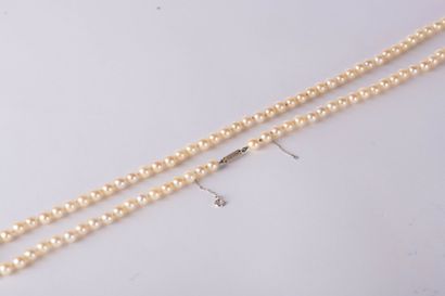 Freshwater cultured pearl necklace with 18K...