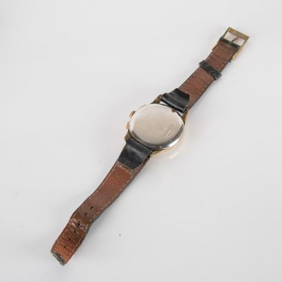UNIVERSAL GENEVE Uni Compax
Montre de poignet...