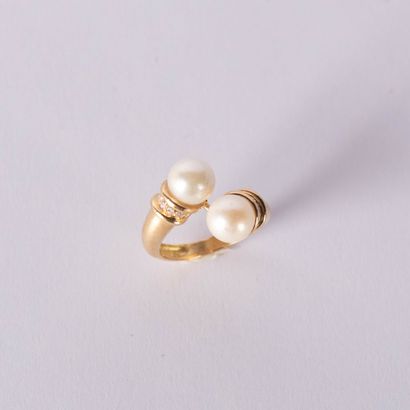 toi et moi ring set with two round white...