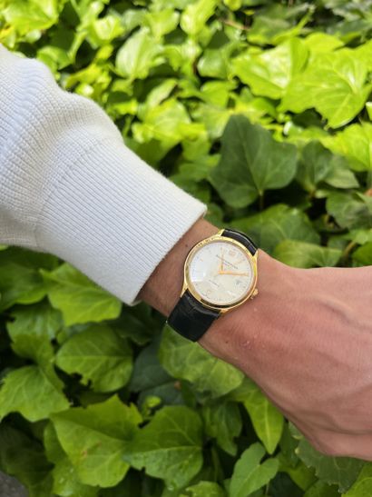 BAUME et MERCIER Clifton
Montre homme en...