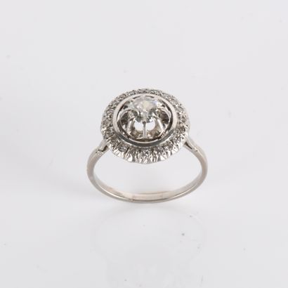 Rosette ring centered on an old-cut diamond
0.50...
