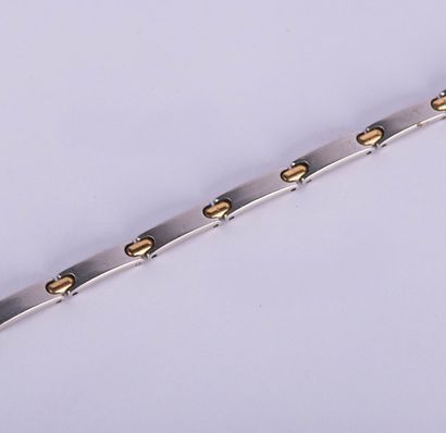 Bracelet de la maison Pequignet modèle Moorea,...