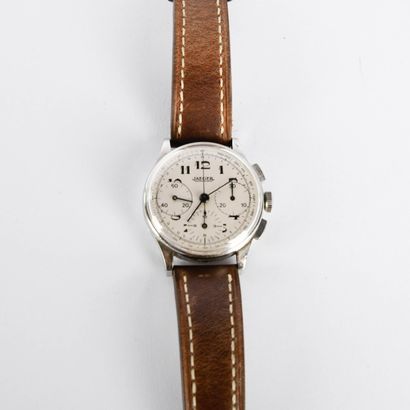 JAEGER
Montre chronographe compax de poignet...