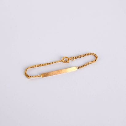 Gourmette JR in 18 K (750°/00) yellow gold
Weight:...