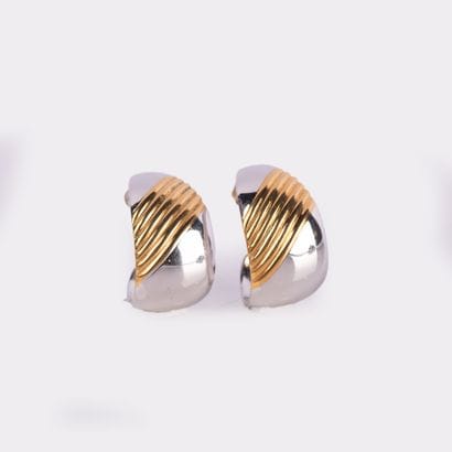 Pair of silver and vermeil hoop earrings
Weight:...