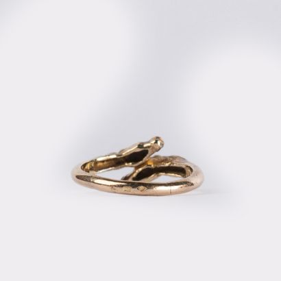 Ring composed of two horse heads, silver...
