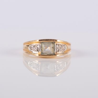 Bague moderne en or jaune 18 carats (750...
