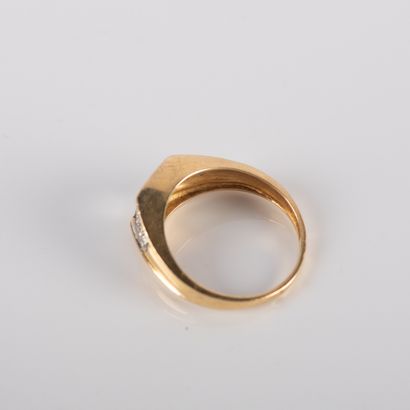 Bague moderne en or jaune 18 carats (750...