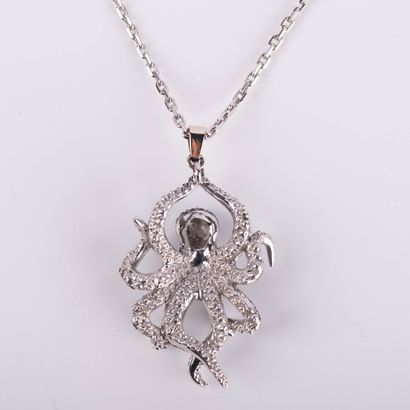 KORLOFF
Magnifique collier en or gris: important...