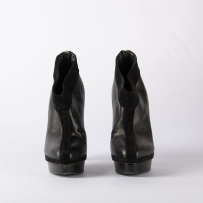 YVES SAINT LAURENT. Pair of heeled ankle...