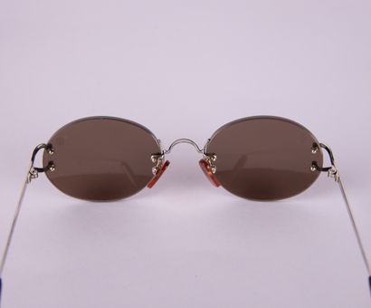CARTIER
Sunglasses, in a case