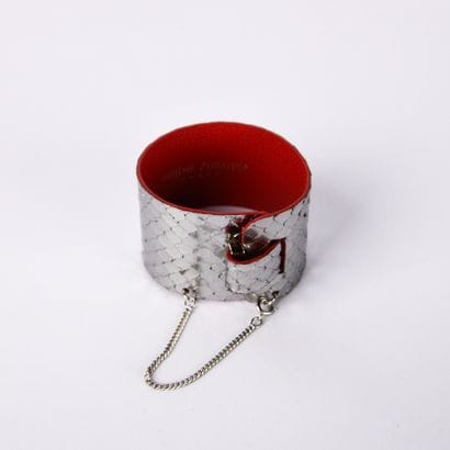 HELENE ZUBELDIA
Silver plated leather cuff...