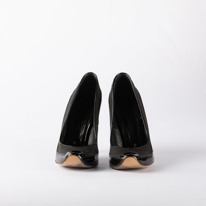 GIANMARCO LORENZI. Pair of pumps in black...