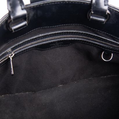 LOUIS VUITTON
Mirabeau PM bag in black Epi...