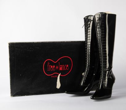 FREE LANCE. Pair of smooth black leather...
