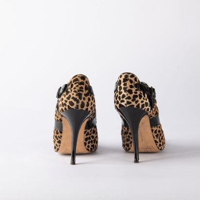 MANOLO BLAHNIK. Pair of Zografou sandals...