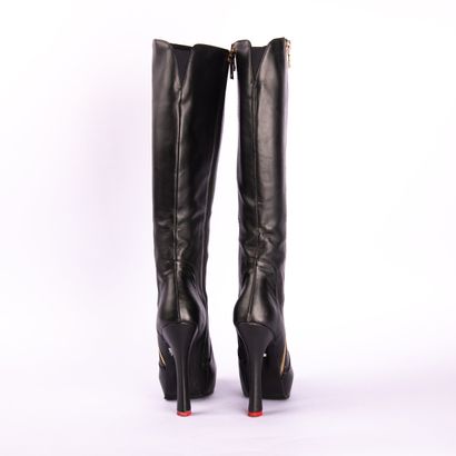 MOSCHINO. Black leather boots with 13 cm...