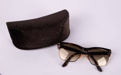 TOM FORD
Pair of glasses, in a jewellery...