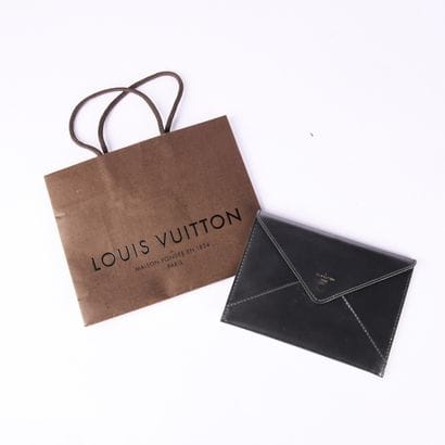 LOUIS VUITTON
Anthracite gray smooth leather...