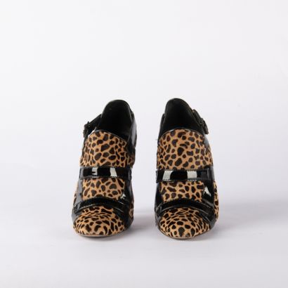MANOLO BLAHNIK. Pair of Zografou sandals...