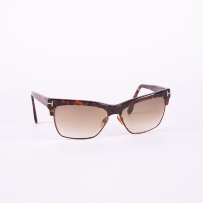 TOM FORD
Pair of glasses, in a jewellery...