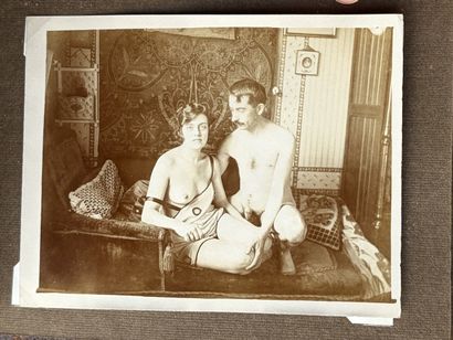 [Curiosa] Album amateur figurant un couple...