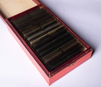 [Curiosa] Nus en intérieur et saphismes
France,...